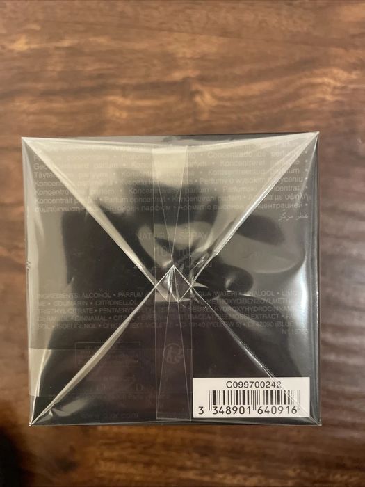 Vand Parfum Dior Sauvage Elixir 100ml sigilat, detin si bonul fiscal