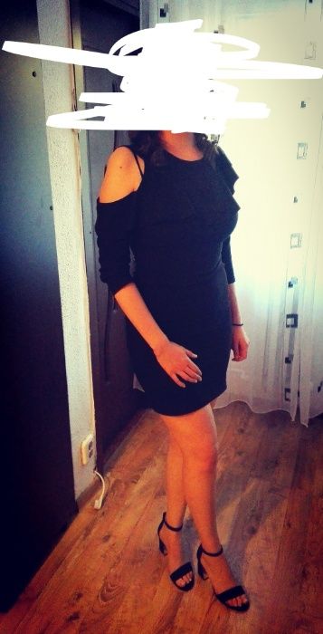 Rochita scurta potrivita oricarui tip de eveniment