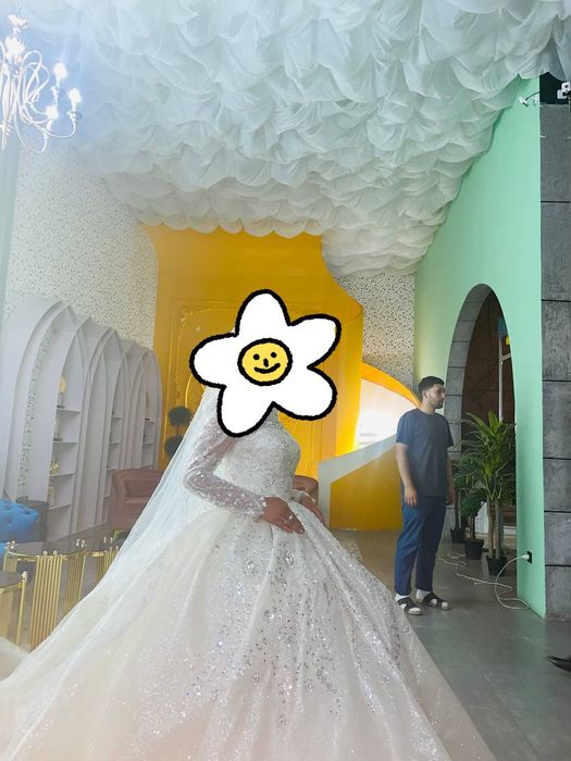 Kelin kuylak 1marotaba kiyilgan kalsosi bilan