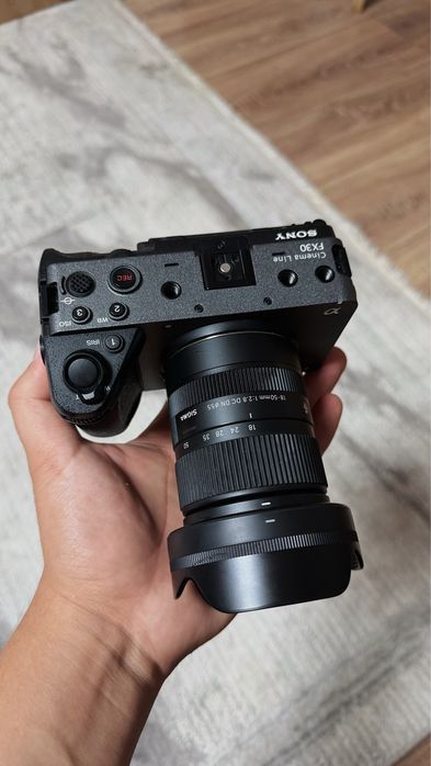 Sony FX30 + Объектив Sigma 18-50mm f2/8