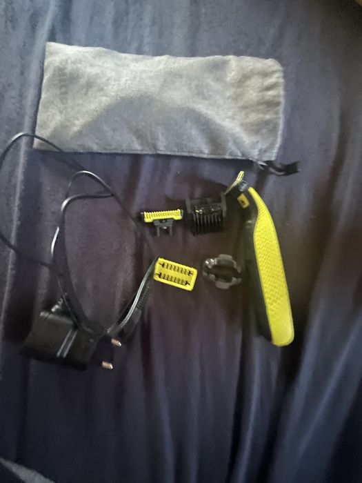 Vand aparat barbierit Phillips