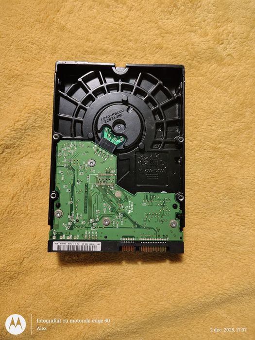 Harddisk PC Sata și Molex
