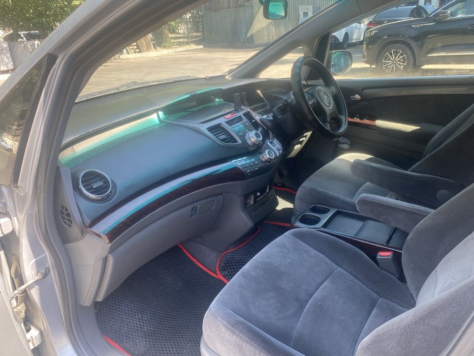 Проаю Хонда Одиссей 2004г