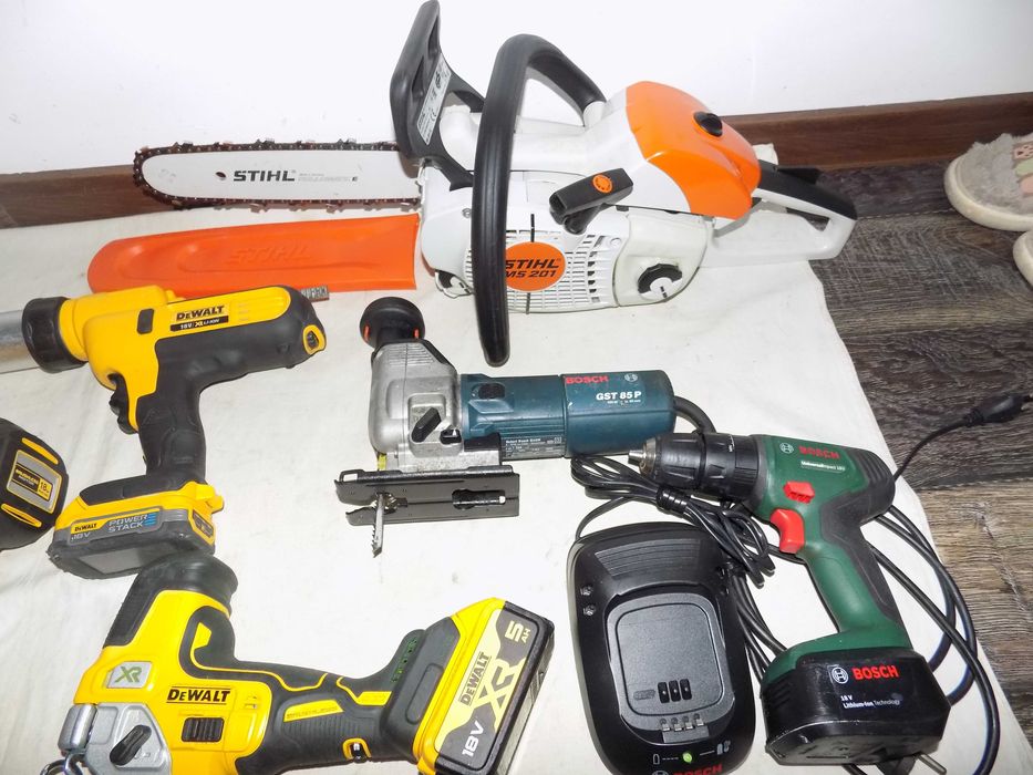 Pistol cuie DeWalt DCN 680 , Stihl MS 201 C , scule Bosch