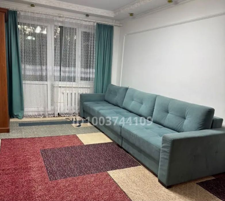Продам диван. Срочно