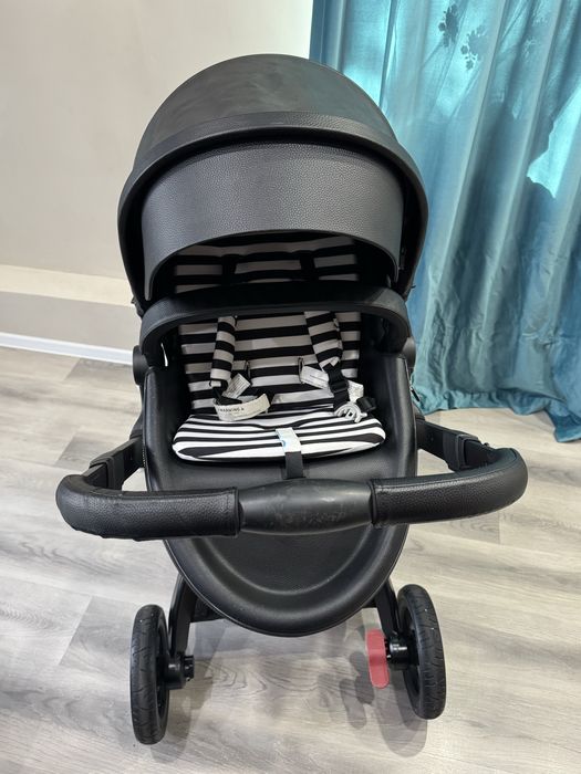 Продам коляску 2 в 1