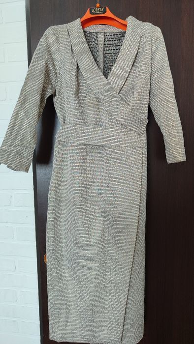 Продам платья 46-48 размера