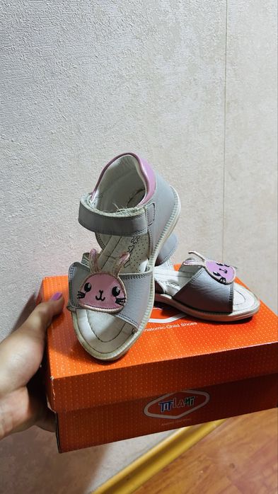 Обувь для девочки