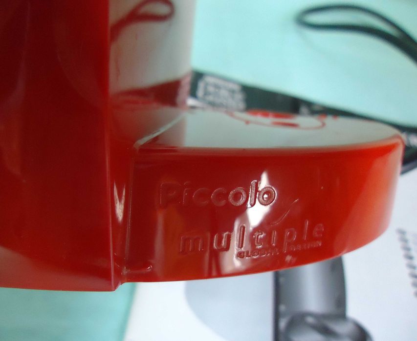 Кафемашина с гаранция 1 година NESCAFÉ® за капсули Dolce Gusto Krups Piccolo.Black Red