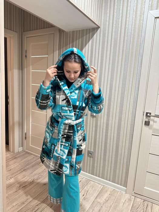 Халат теплый, пенка.