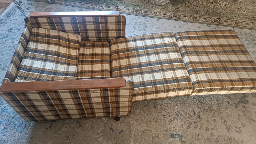 Продам раздвижное кресло