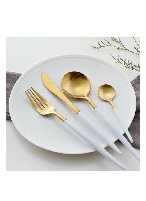 Столовые приборы золото