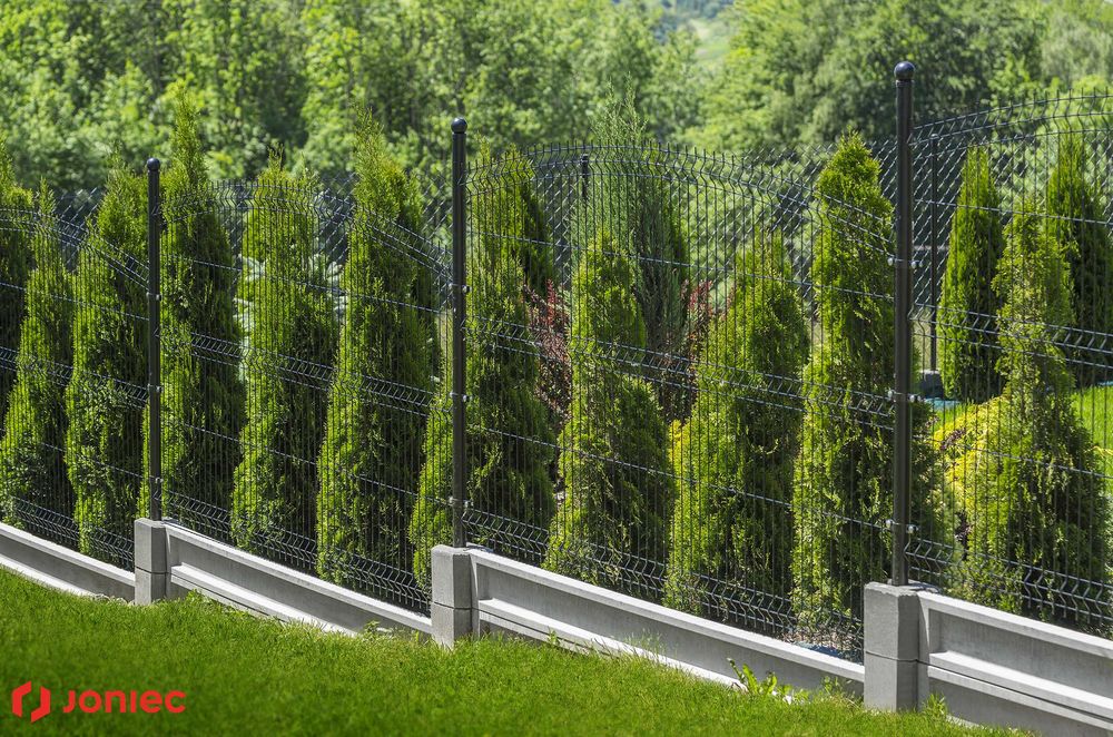 Fundație prefabricată pentru panouri de gard