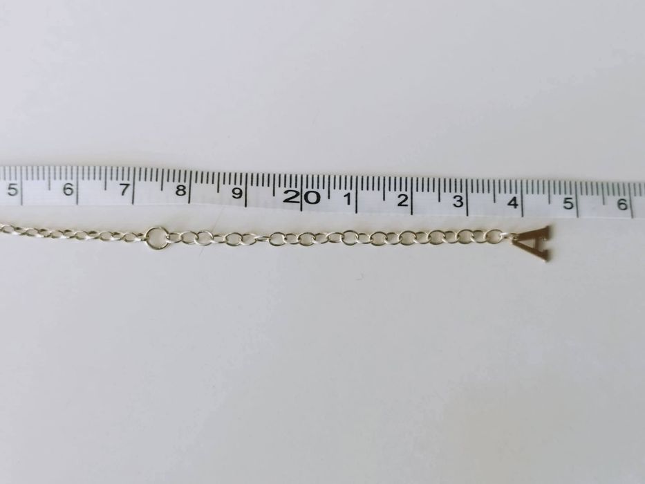 Veche bratara din argint de 925, placata cu aur, cu pandantiv infinit si prelungire cu litera A