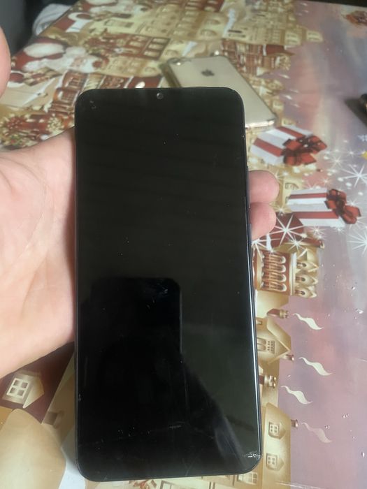 Телофоны айфоны оппо