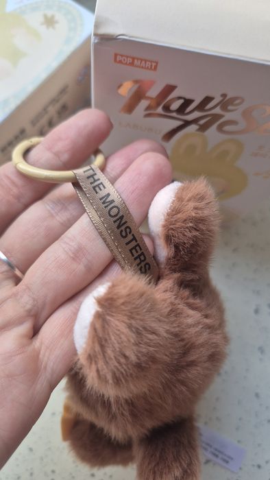 Плюшена играчка ключодържател  Labubu Лабубу