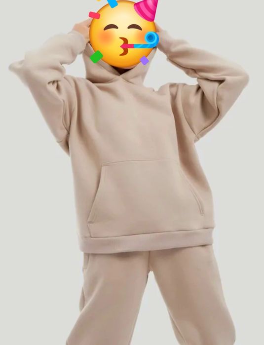 Спортивный костюм