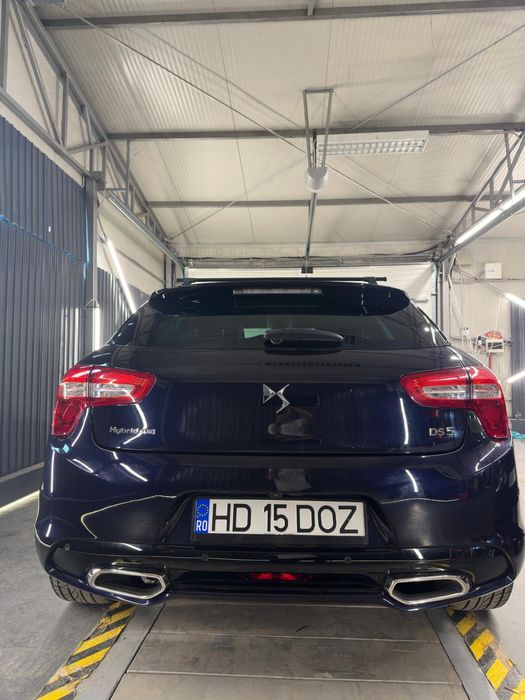 Vand Citroen DS5 full hibrid volan pe dreapta inmatriculat