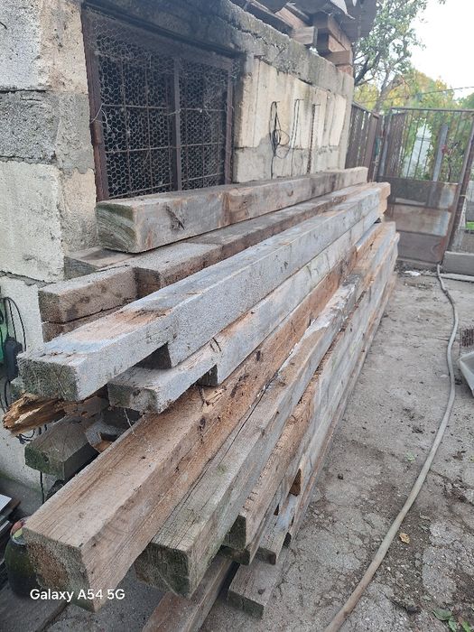 Vând popi pt acoperiș etc 50-60 Bucati