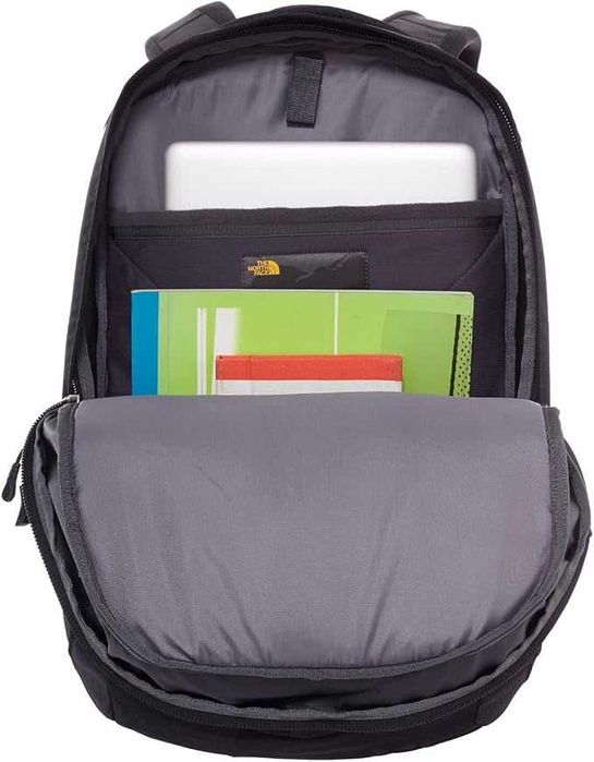 Продавам раница The North Face Borealis (Black)
