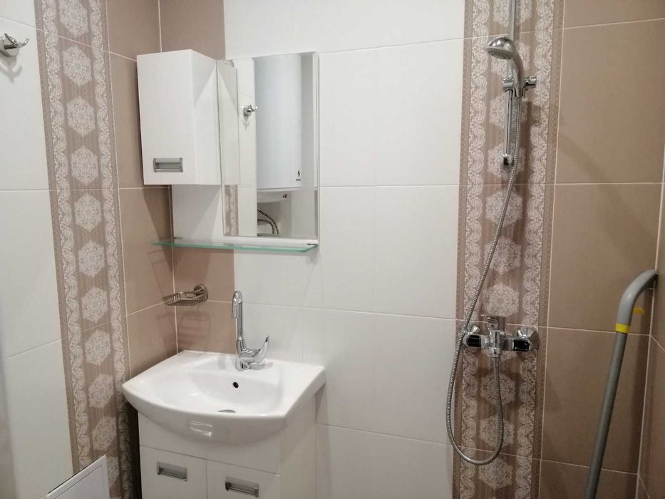 Дава се под наем Двустаен апартамент в Казанлък - 65 кв.м за 398.82 € - Снимка #6