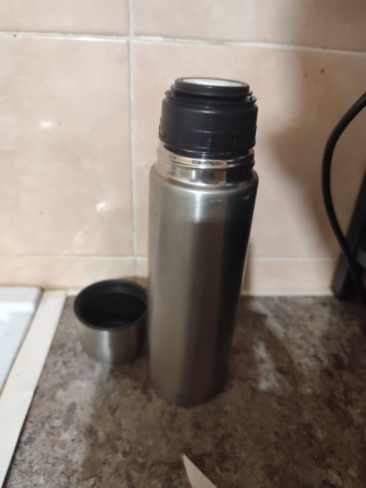 Кружка и термас продам