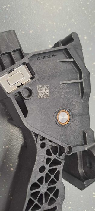 Педал за газта(НОВ) + Бобини за Opel Insignia B