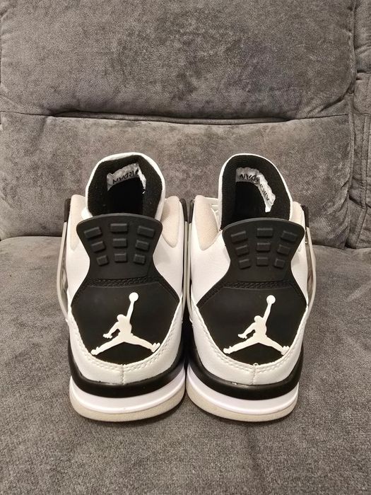 Nike jordan 4 military black nr 38 int 24 cm preț 400 lei