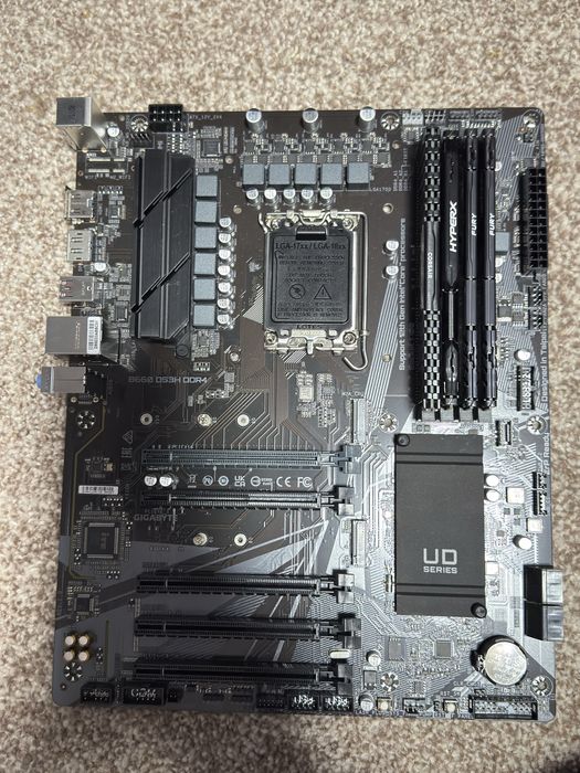 Placa de baza b660 ds3h ddr4 noua + 32 gb ram