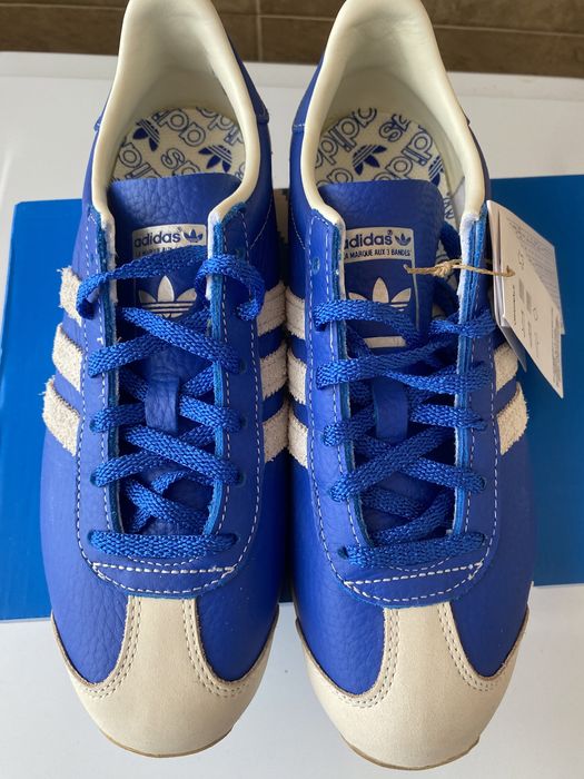 Маратонки Adidas.Чисто нови