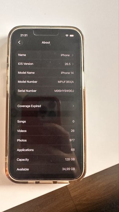 iPhone 14 cu folie privacy