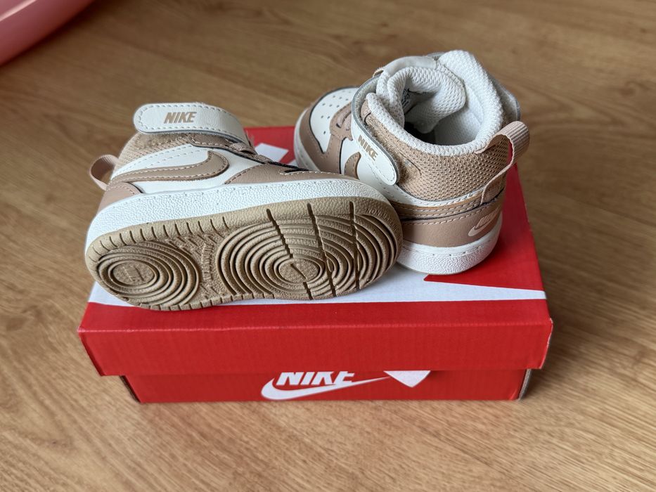 Бебешки маратонки Nike