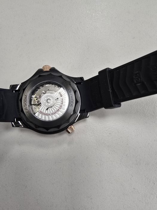 Ceas Omega Seamaster Diver 300 M