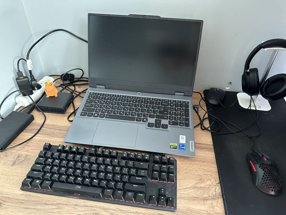 Игровой ноутбук Lenovo