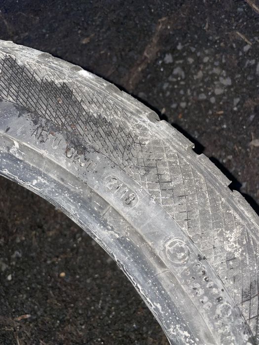 Vand 4 cauciucuri r18