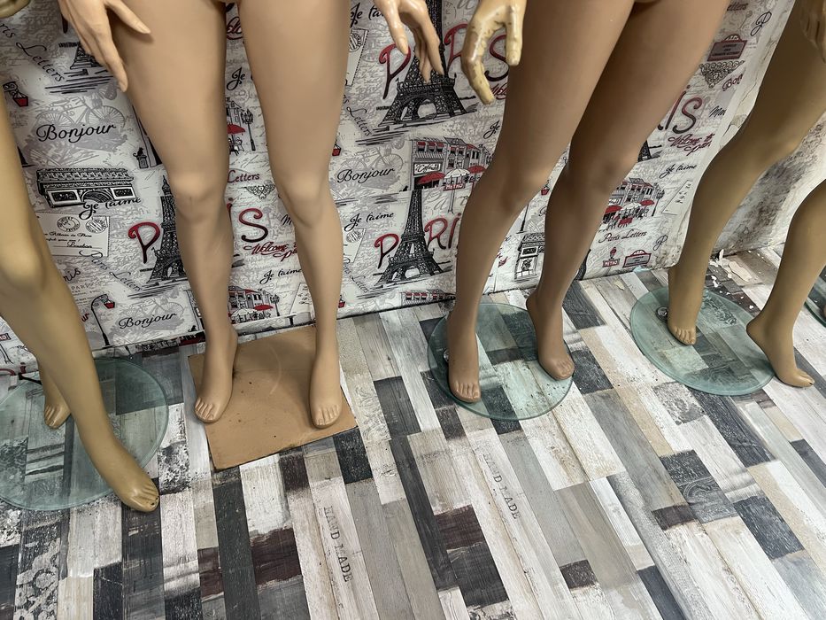 Маникени  дамски