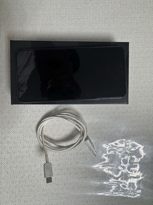 Samsung Galaxy S22, 256гб