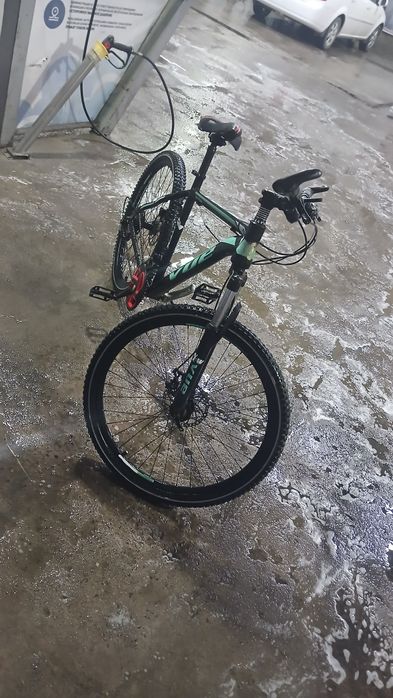 Srochna velosiped sotiladi