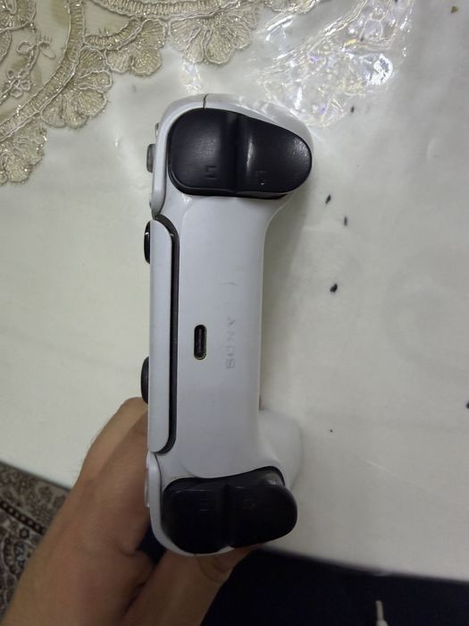 Продам Геймпад от PS5