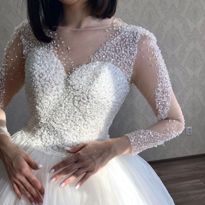 Продам свадебные платья