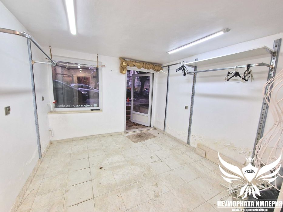 Под наем 12кв помещение,офис,студио,магазин в гр.Пловдив, център