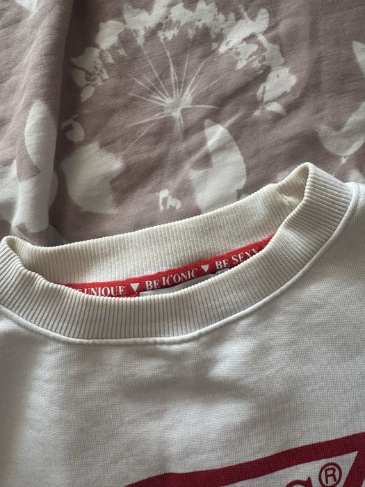 Оригинални блузи, бодита- Guess и Moschino