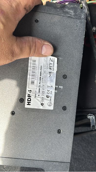 Продам усилок провода