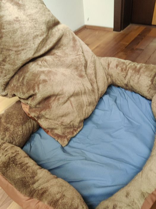 Pat pentru câini medii sau mari