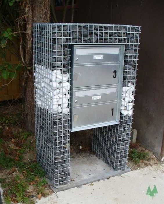 Почтовый ящик из камен