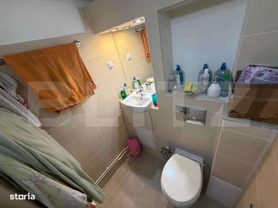 Apartament 4 camere deco, 2 bai, 82 mp, lift nou, parcare primarie zon