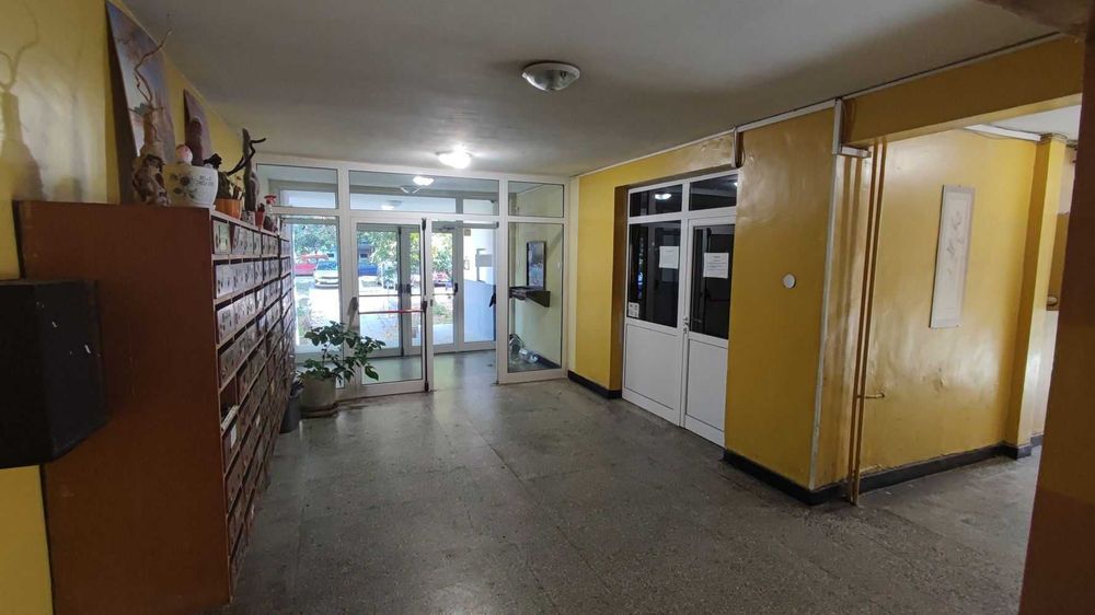 Дава се под наем Двустаен апартамент в София, Дианабад - 70 кв.м за 714 € - Снимка #11