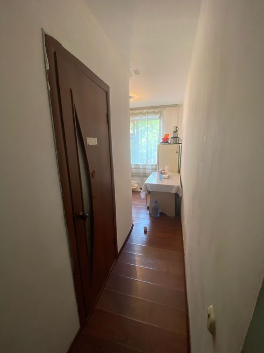 Продаётся 2 х комнатная квартира