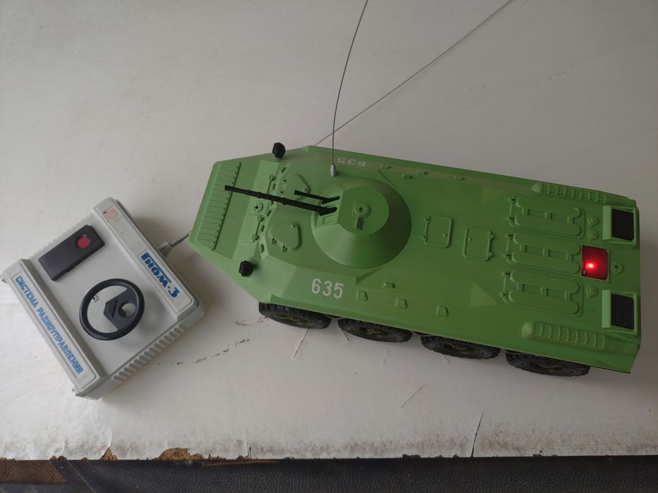 Руска електромеханизирана играчка