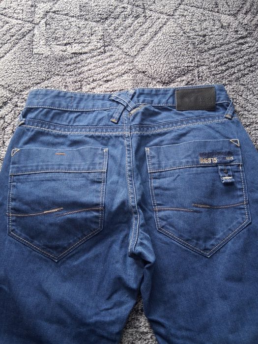 Vand Jeans / Blugi de bărbați  Jack & Jones